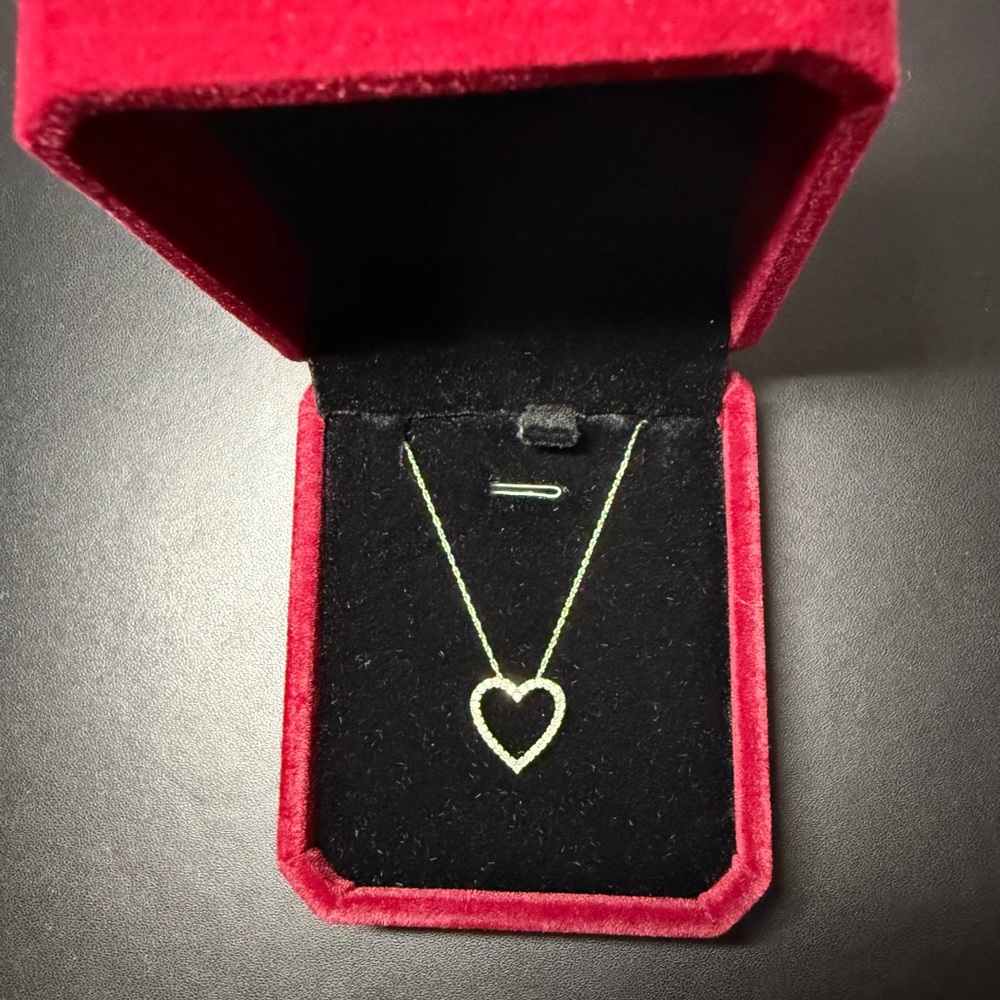 10K Solid White Gold Diamond Accent Heart Necklace